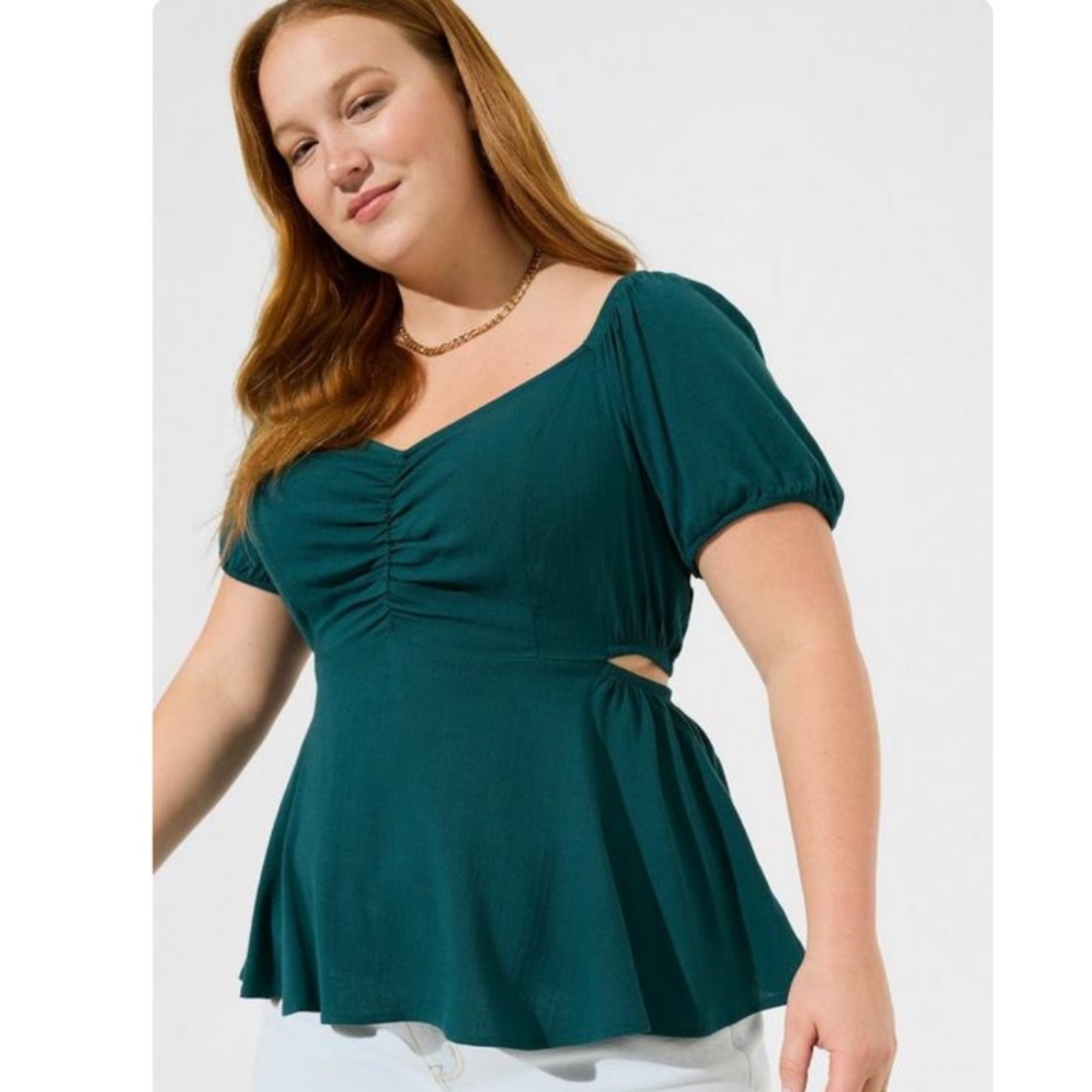 TORRID Babydoll Rayon Slub With Side Cutouts Top 2X NWOT